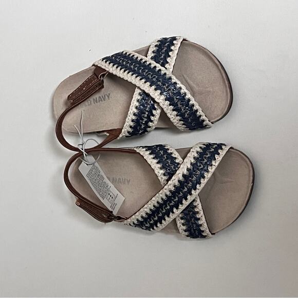 Old Navy Mixed Material Girls Cross-Strap Sandals Sz 7 - Picture 2 of 11